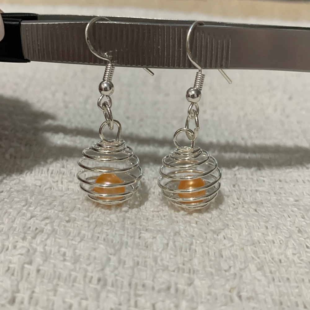 Earring cage (pearls not included)